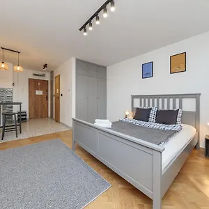 Metro Onz Apartment/warsaw Apartament Warszawa